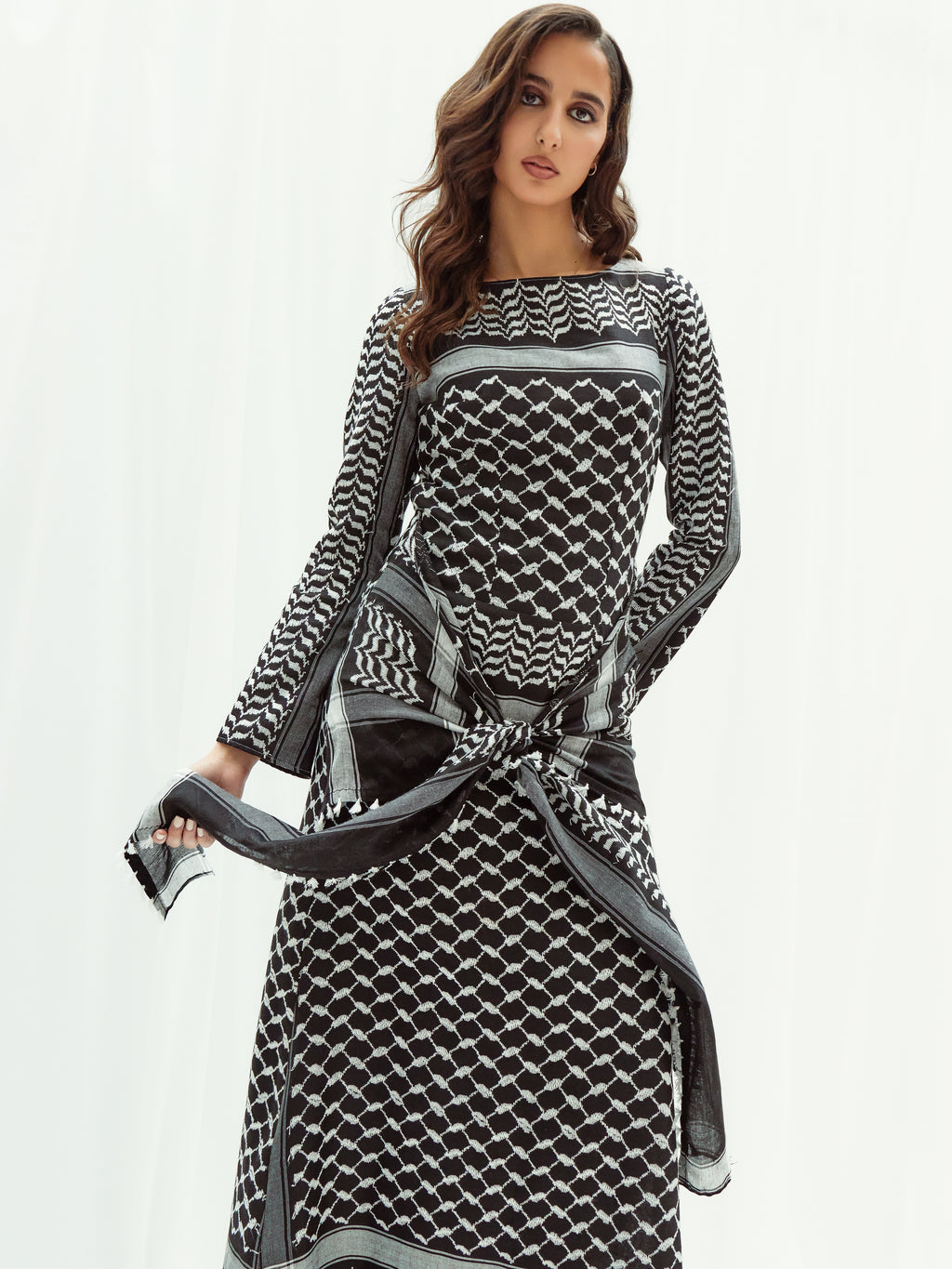 Robe Shireen
