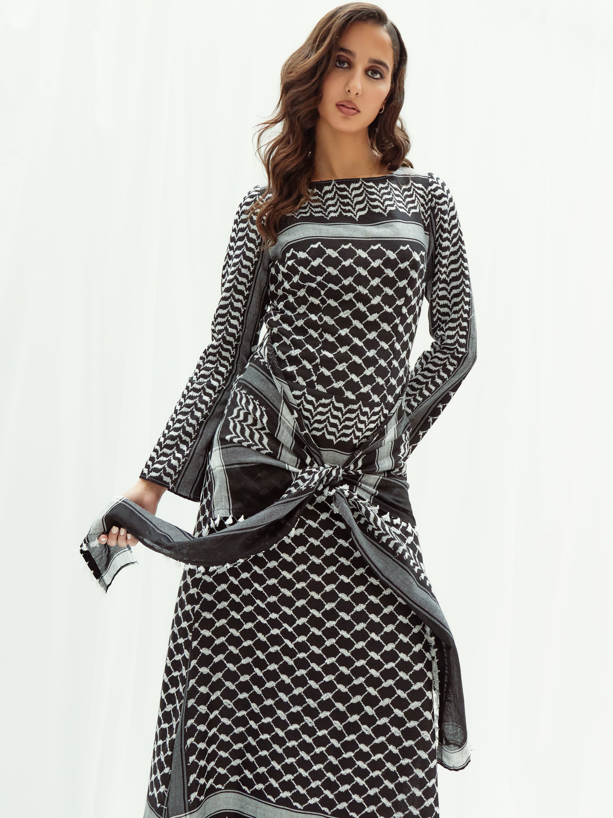 Robe Shireen